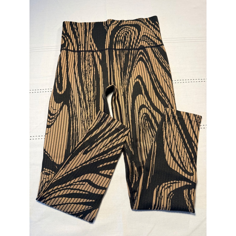 Sage Collective Womens High Waisted Seamless Leggings Tan Black Abstract Print S